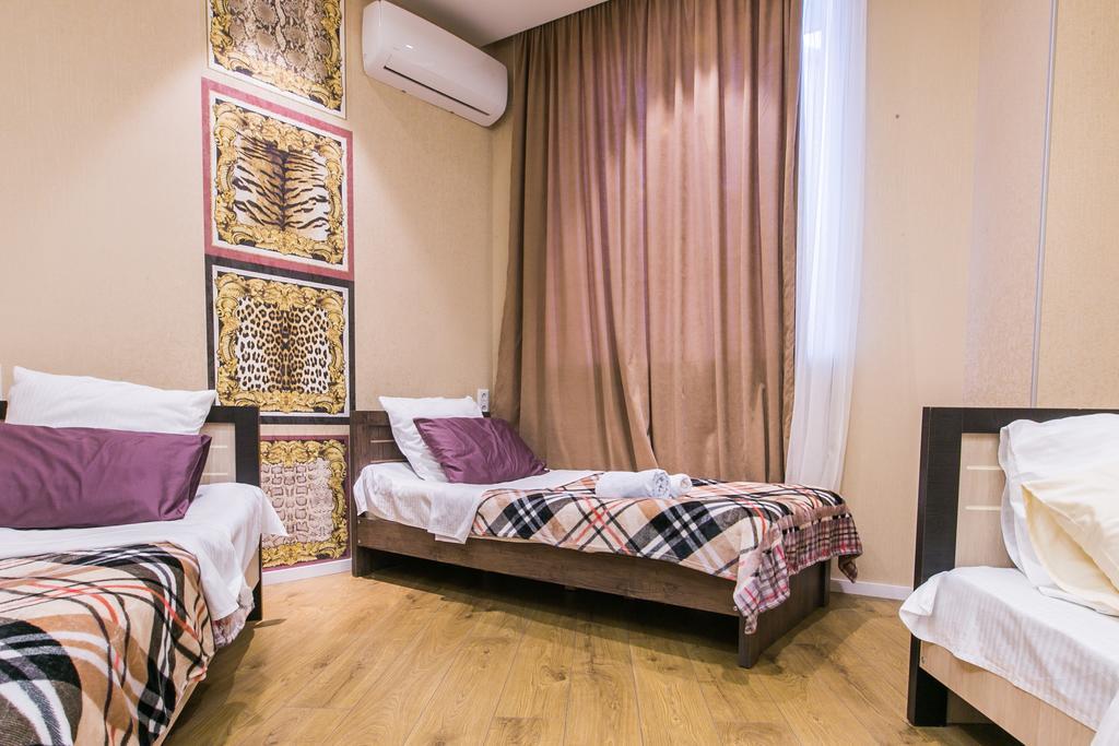 Sweet Home 3 At Freedom Square Tiflis Exterior foto