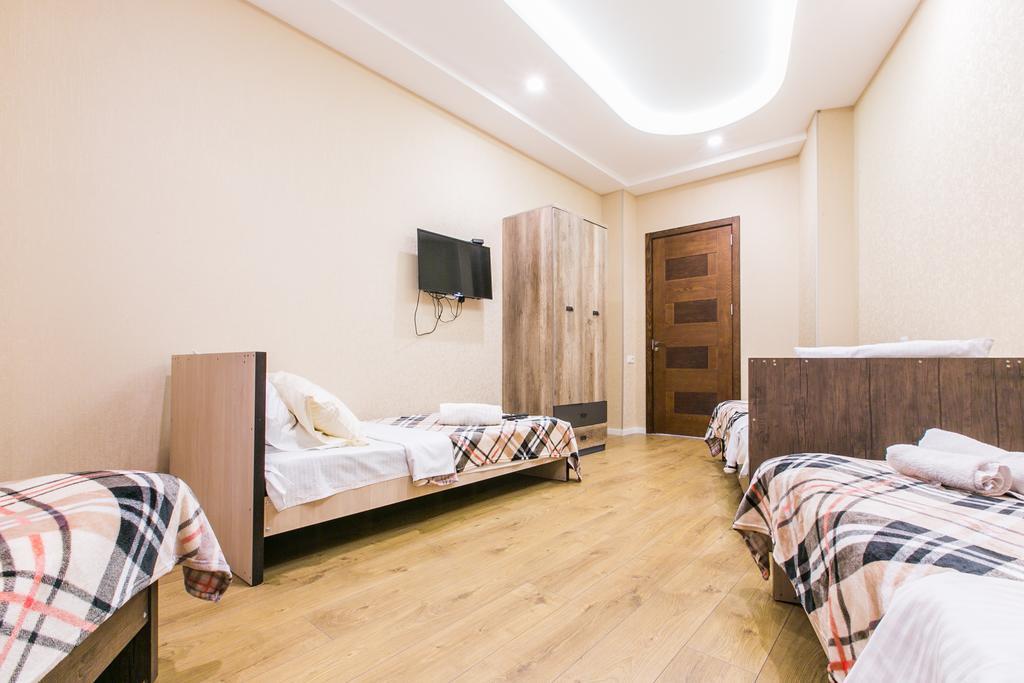 Sweet Home 3 At Freedom Square Tiflis Exterior foto