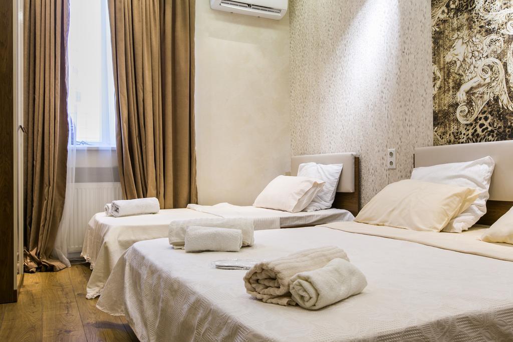 Sweet Home 3 At Freedom Square Tiflis Exterior foto