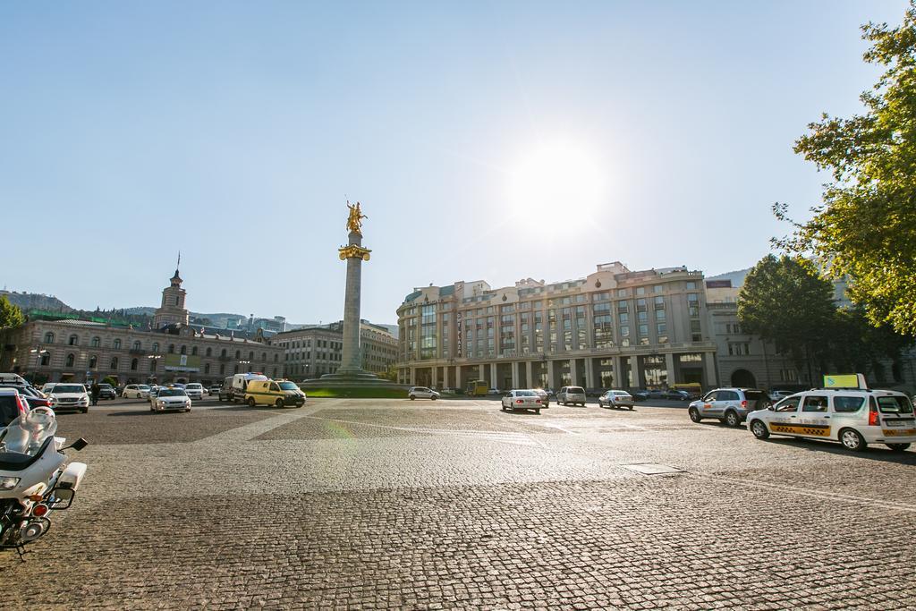 Sweet Home 3 At Freedom Square Tiflis Exterior foto